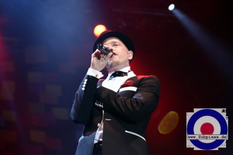 Jan Delay (D) with Disco No. 1 24. Summer Jam Festival - Fuehlinger See, Koeln - Red Stage 03. Juli 2009 (5).JPG
